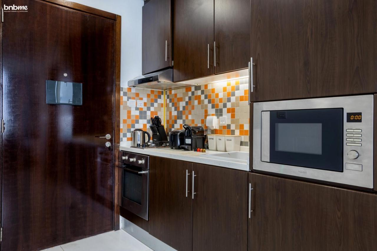 Bnbme - Club Vista Mare Apartment ดูไบ ภายนอก รูปภาพ